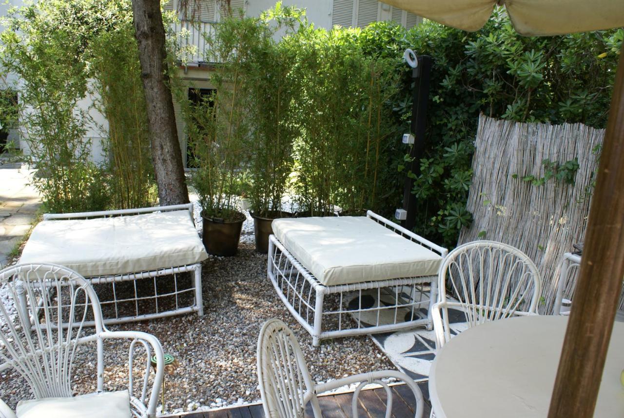 Domusauroom, Relax Nel Cuore Della Versilia - Pet Friendly Viareggio Exterior foto