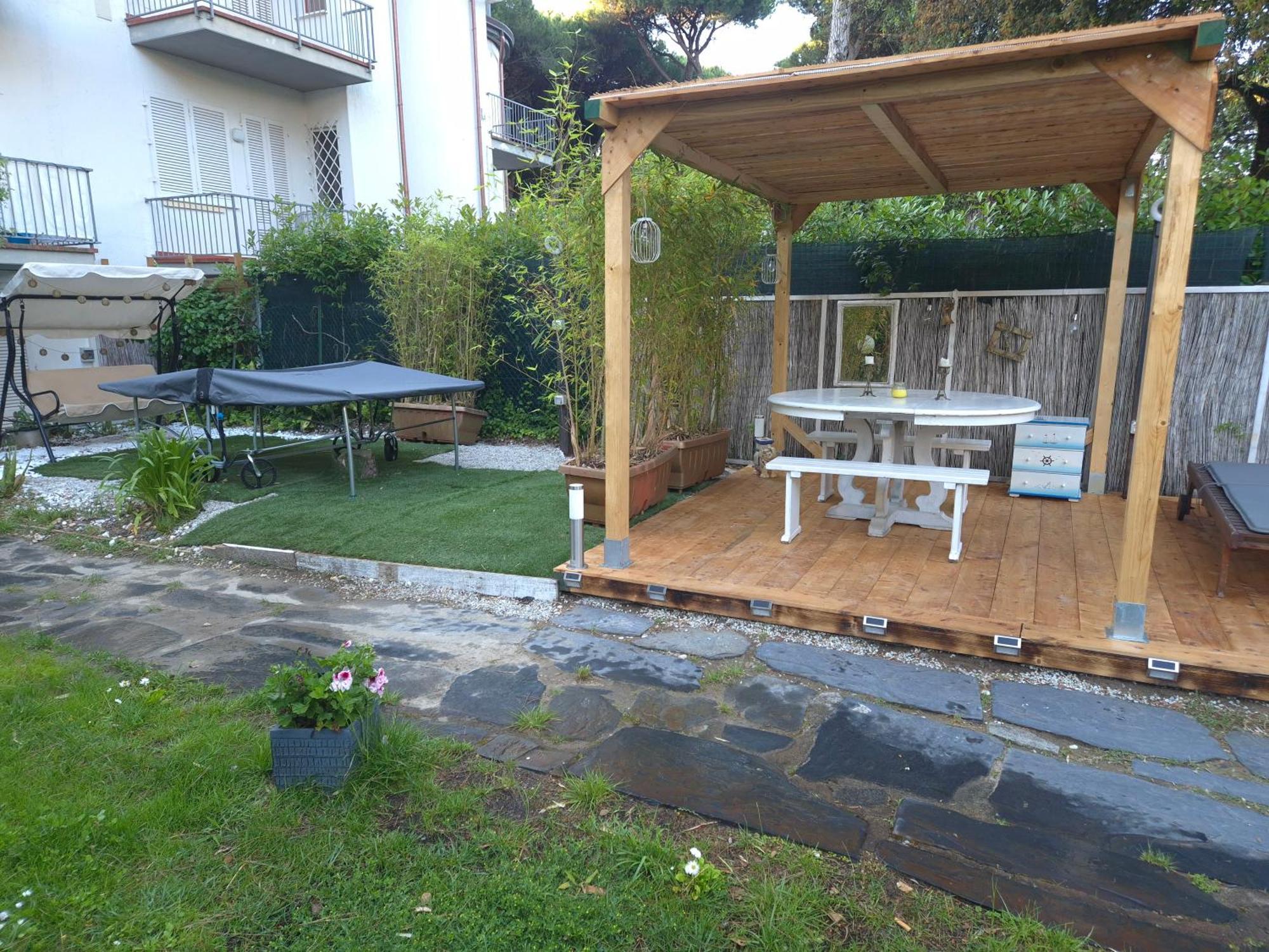 Domusauroom, Relax Nel Cuore Della Versilia - Pet Friendly Viareggio Exterior foto